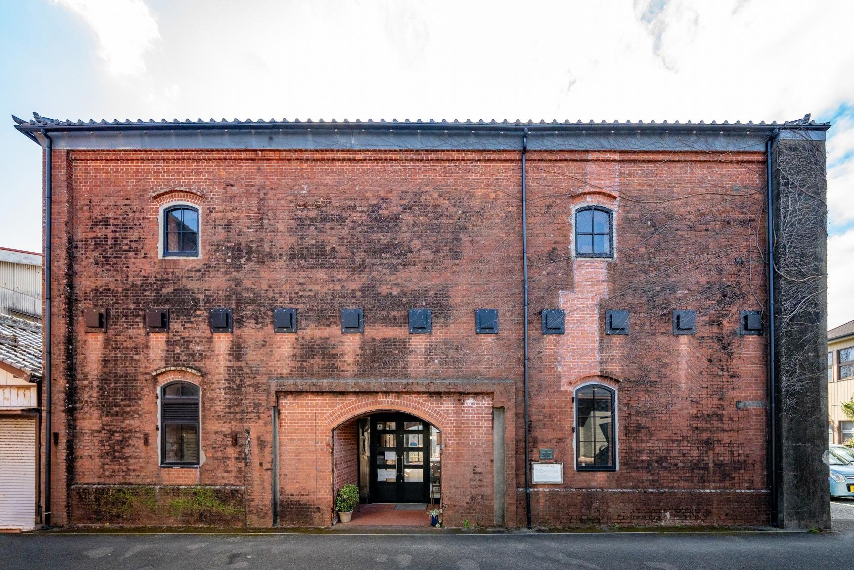 🏛️ 아부라츠 붉은 벽돌 창고 (아부라츠 아카렌가칸) 이미지 1